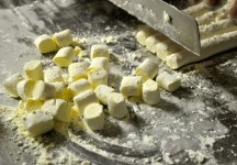 cutting the gnocchi