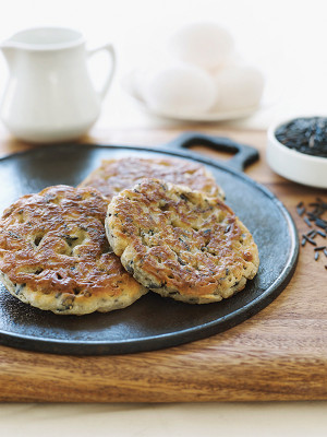 Minnesota Wild Rice Griddle Cakes