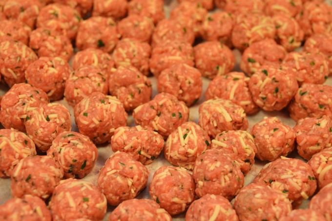 veal meatballs with caciocavallo cheese 