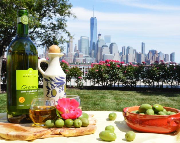 Tunisian Olive Oil (Lower Manhattan Skyline) 