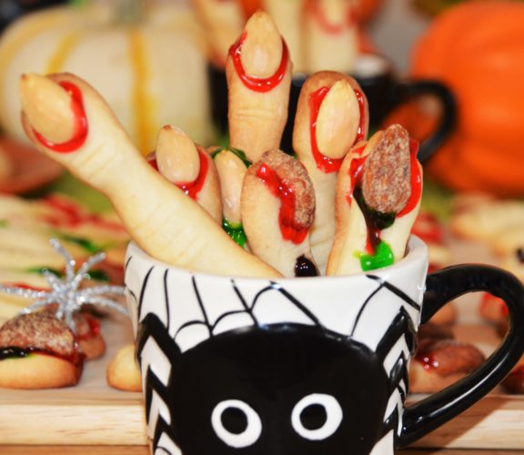 Creepy Witch Finger Cookies 
